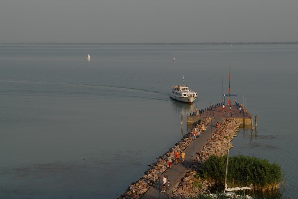 Balatongyörök Hotel Panorama מראה חיצוני תמונה